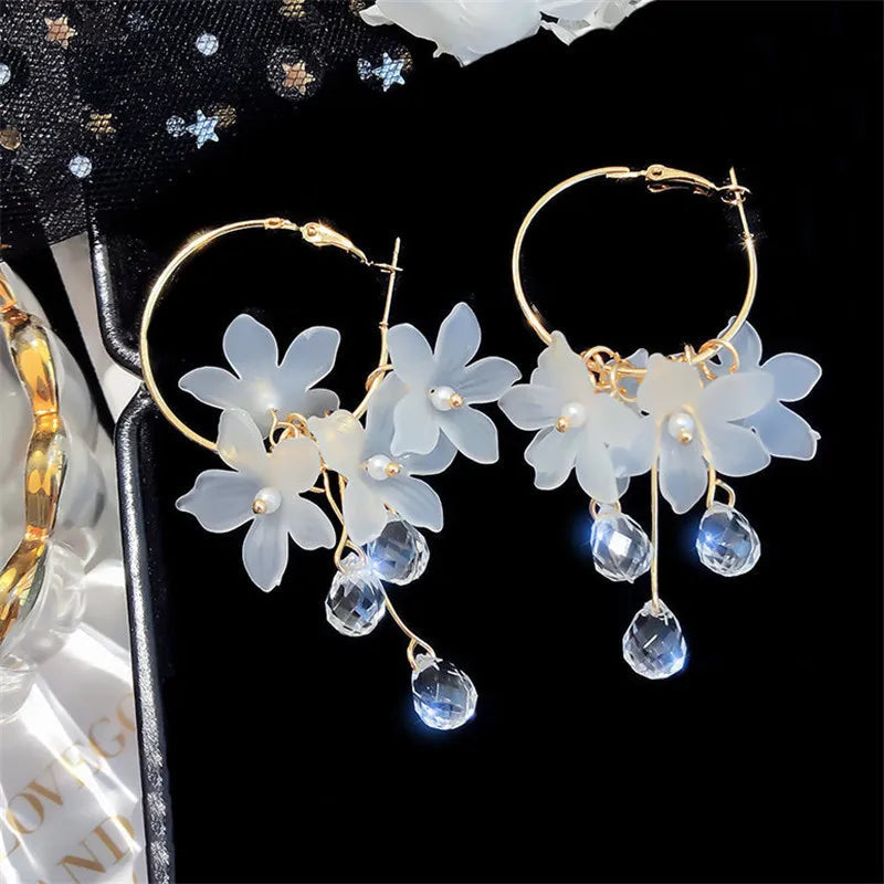 Elegant Flower Crystal Earrings
