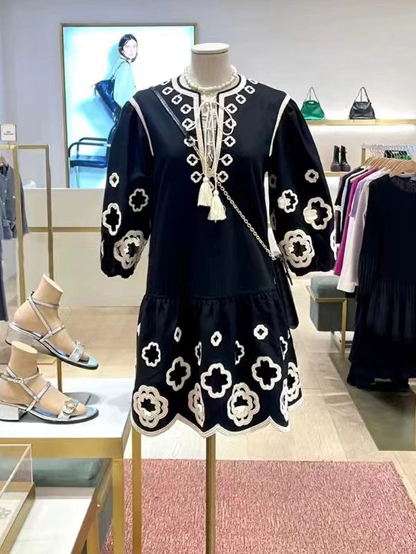 A-line Loose Contrast Color Embroidered Hollow Tied Round-neck Mini Dresses