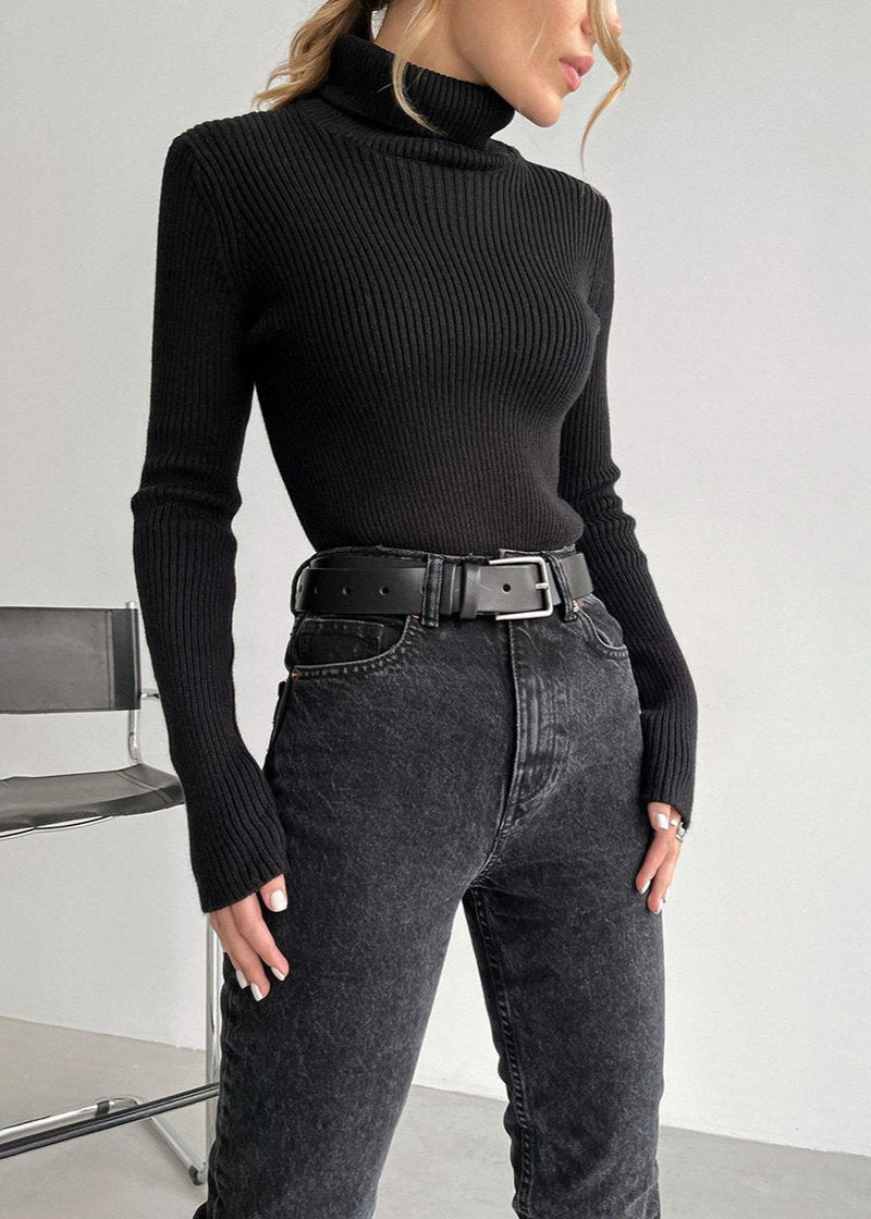 Timeless Slim-fit Turtleneck Sweater - Classic for