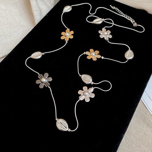 Floral Pearl Necklace