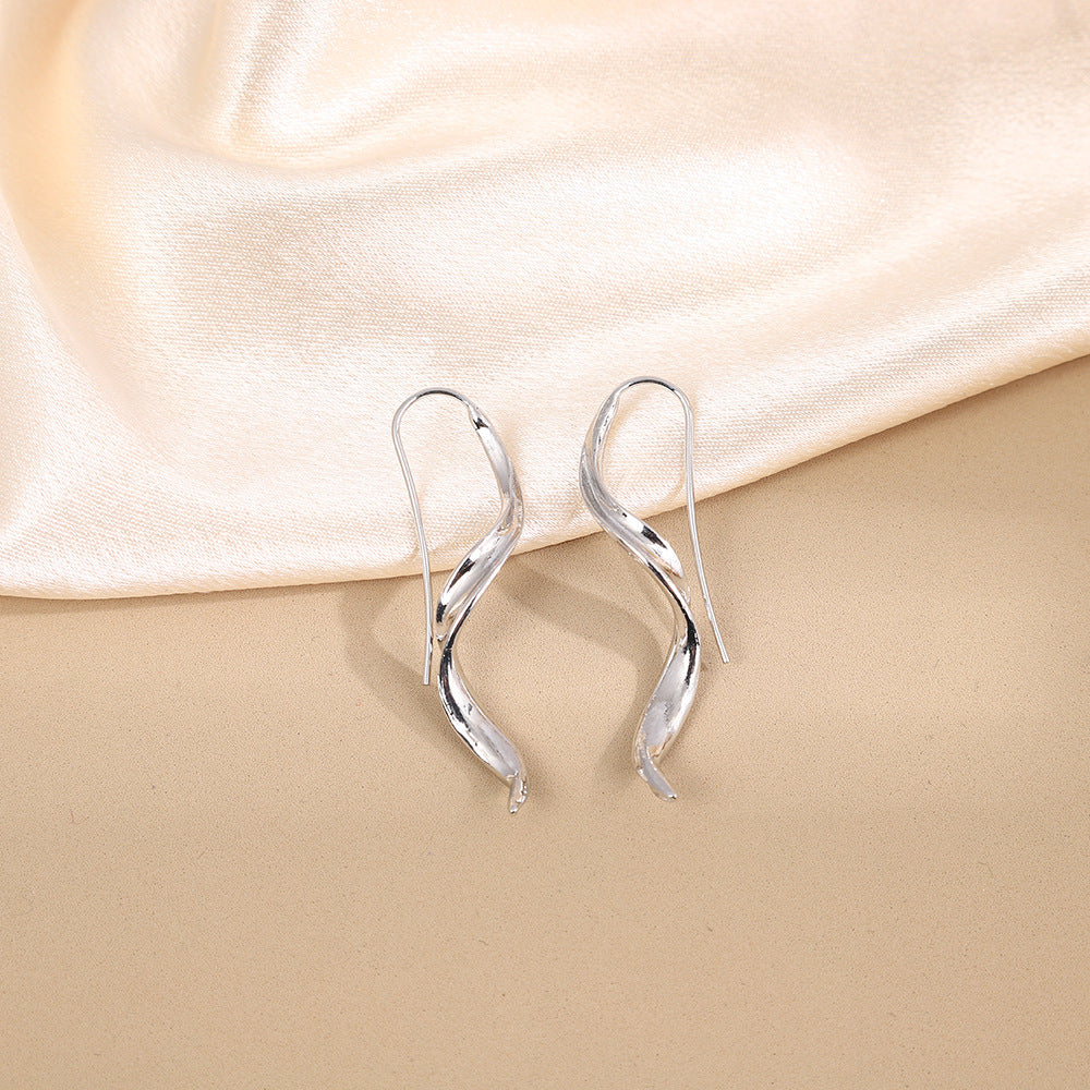 Elegant Twisted Earrings
