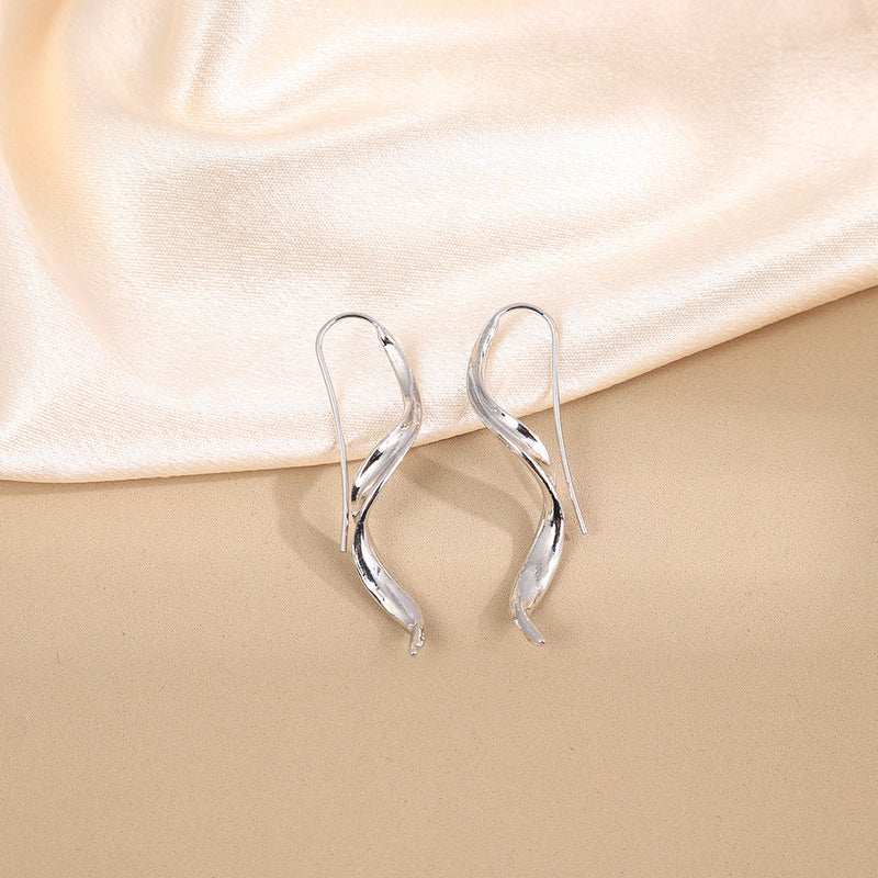 Elegant Twisted Earrings