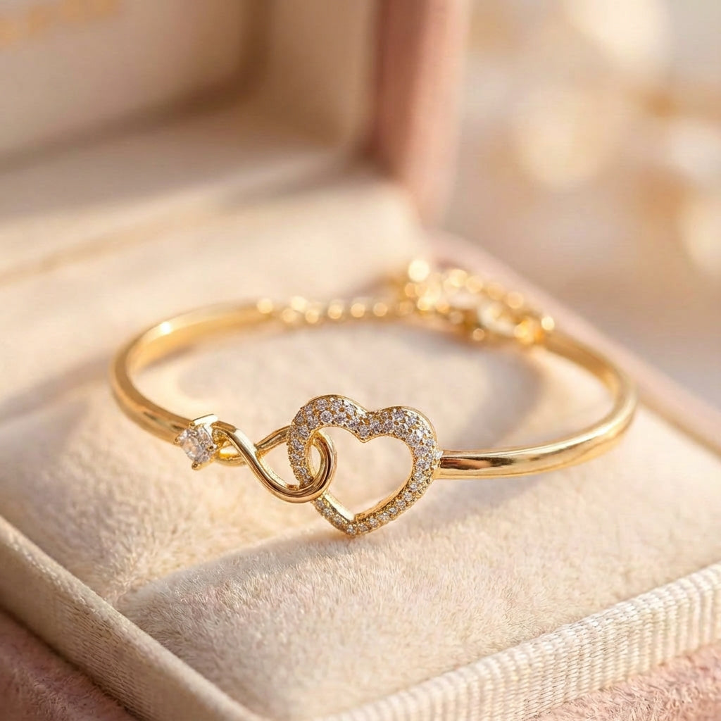 Vintage Zircon Heart Hollow Gold Bracelet