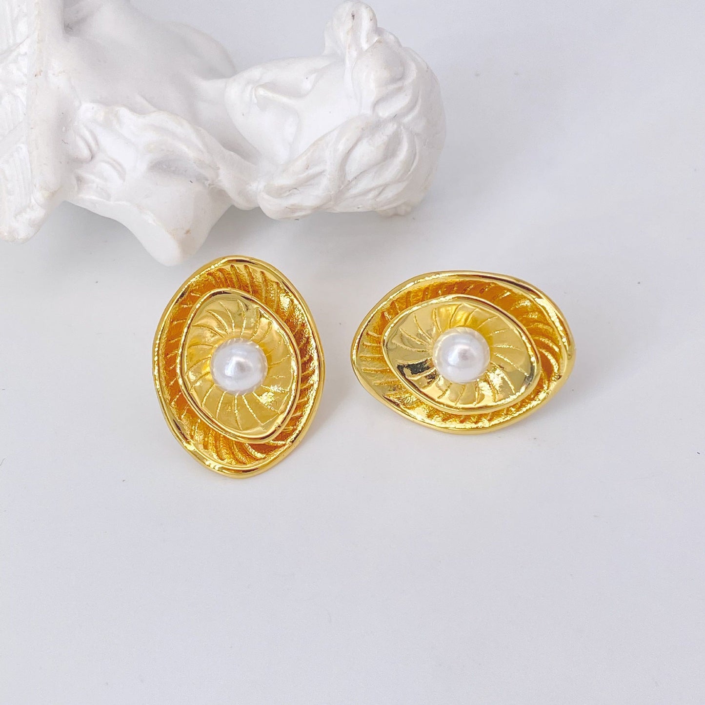 Vintage Pearl Earrings