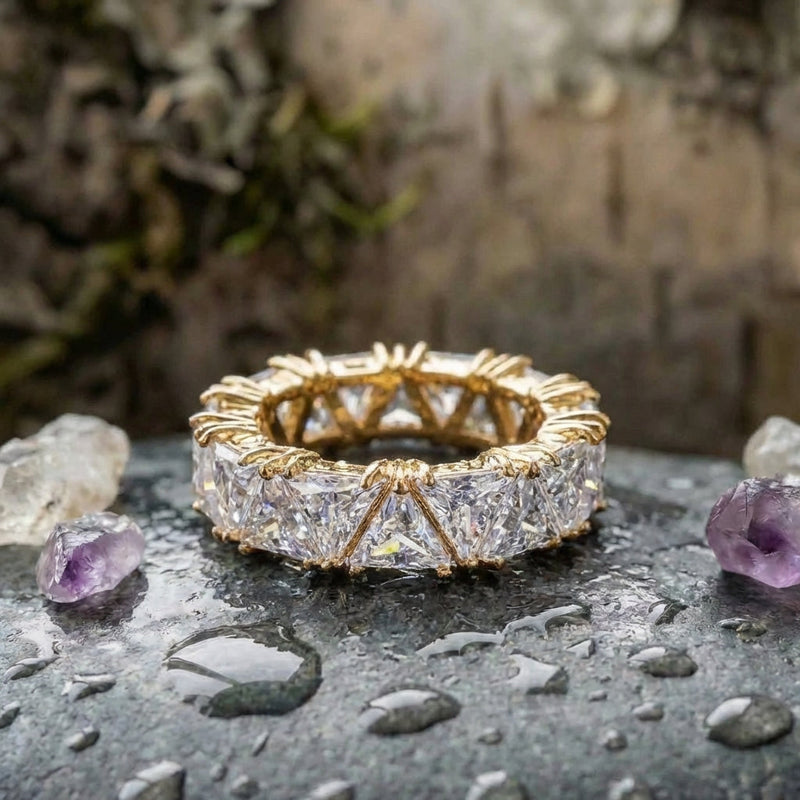Vintage Gold Triangular Stone Eternity Ring