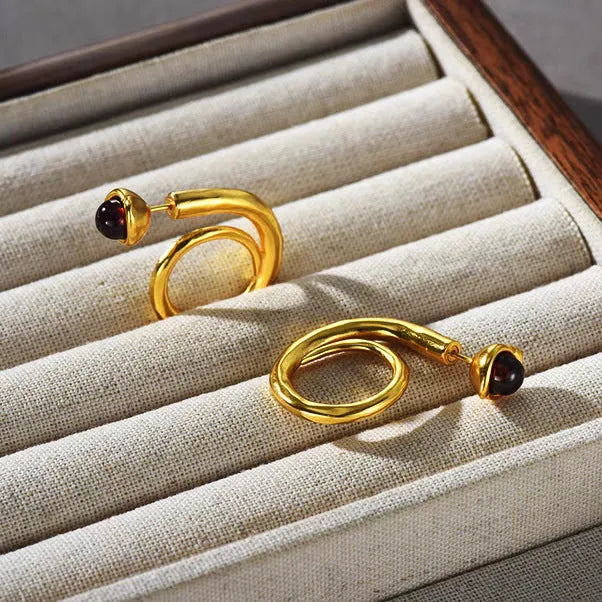 Elegant Gold Hoop Earrings