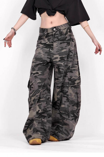 Camo Wide-leg Cargo Pant