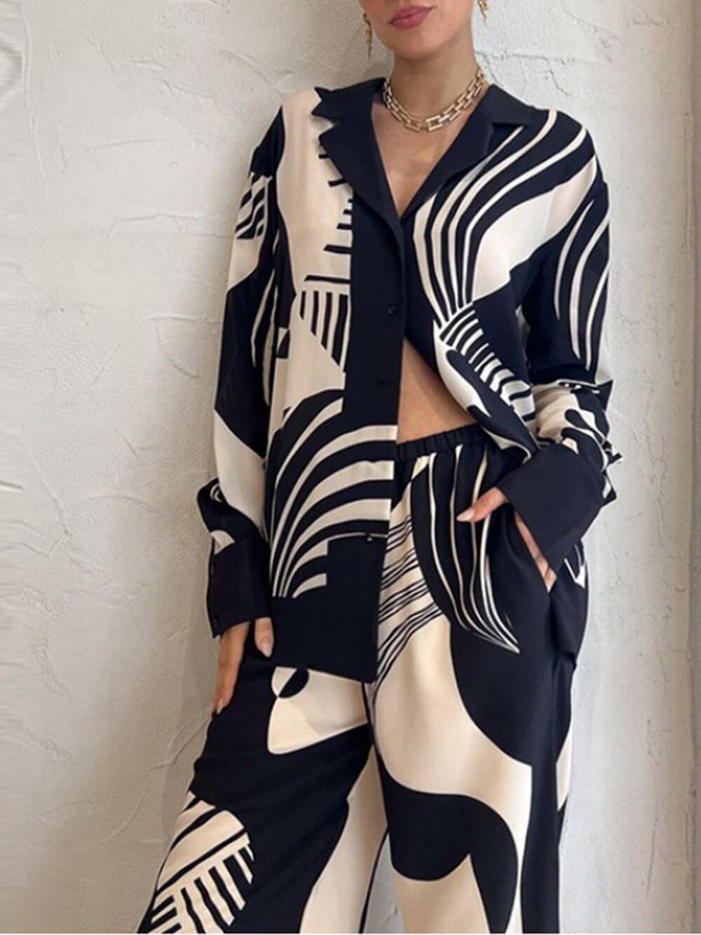 Graffiti Print Loose Wide Leg Pants Set