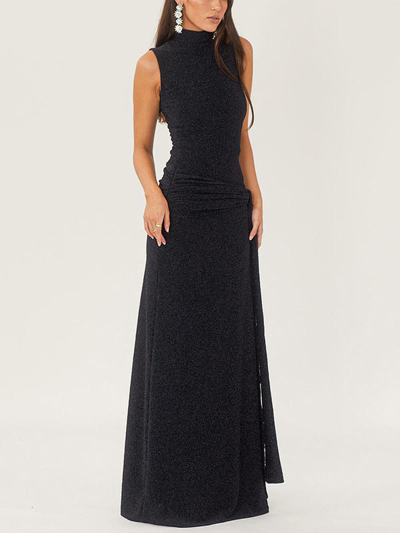 High-necked Sleeveless Long Dress With Ribbons and Bright Silk