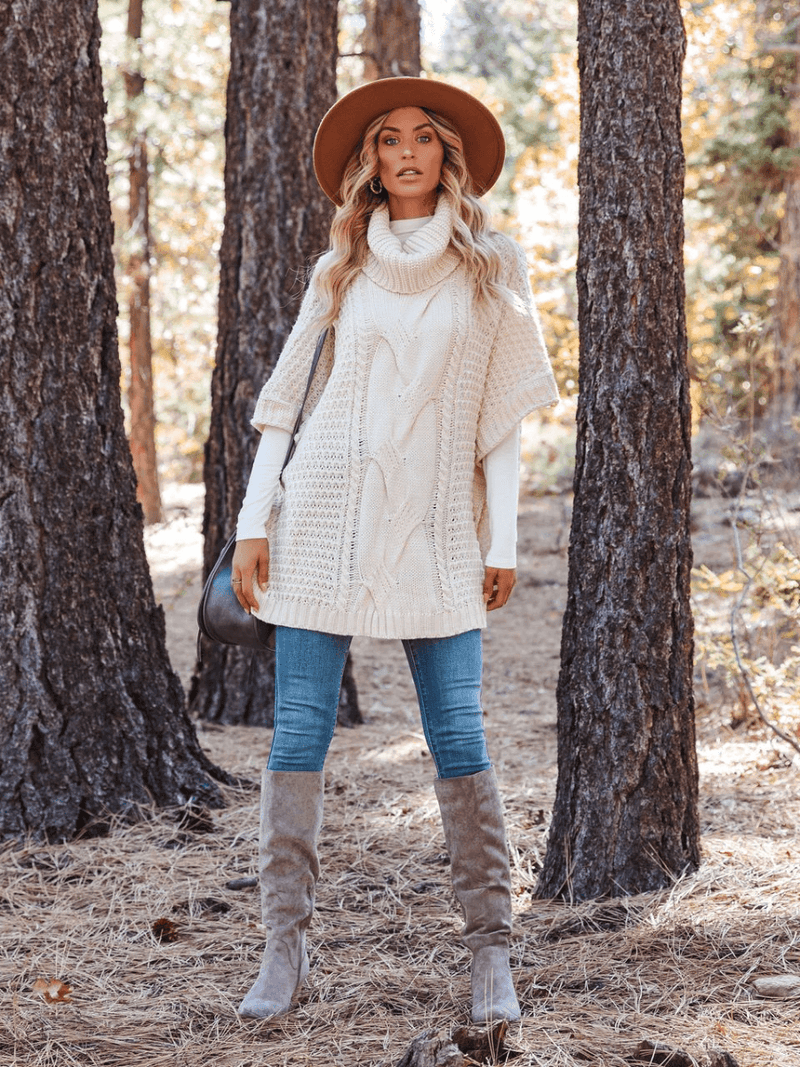 Milligan Oversized Turtleneck Sweater - Beige