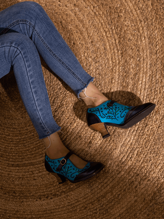 Soffia | Picking Petals Perforated Leather Pump