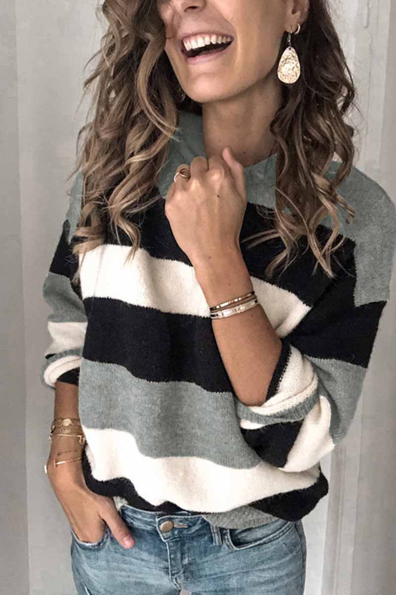 Striped O-neck Contrast Sweater(2 Colors)
