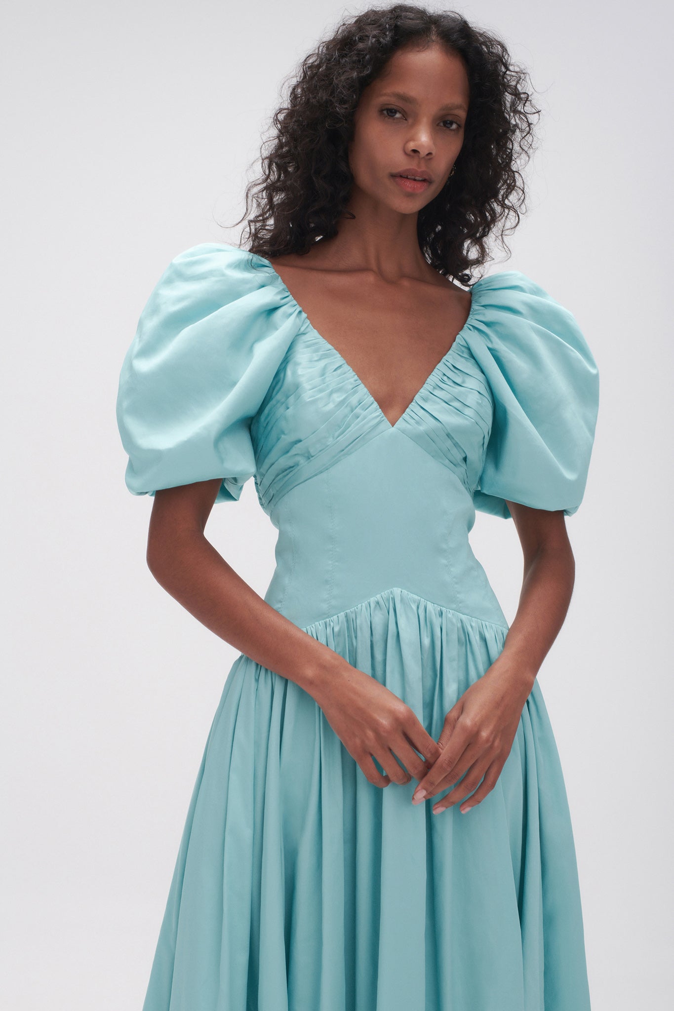 V-neck Pleat Puff-sleeve Midi Dress