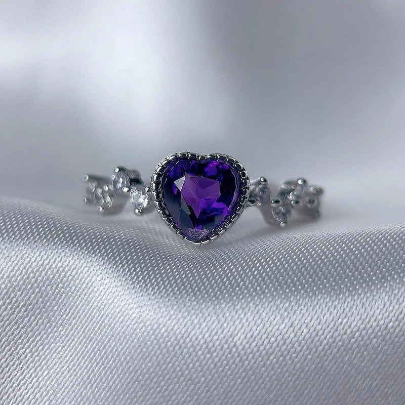 Elegant Amethyst Heart Ring