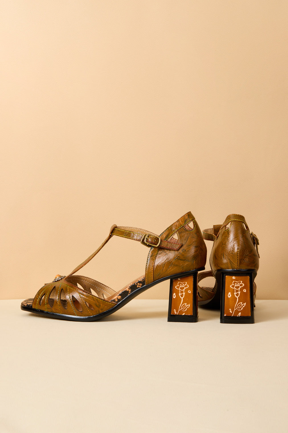Soffia | Romancing You Crack T-strap Pump
