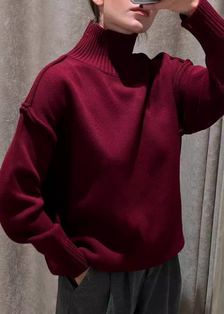 Modern Cozy Turtleneck Sweater - Timeless Comfort and Design