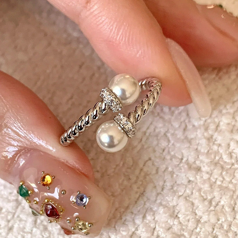 Elegant Pearl Ring