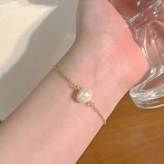 Elegant Pearl Bracelet