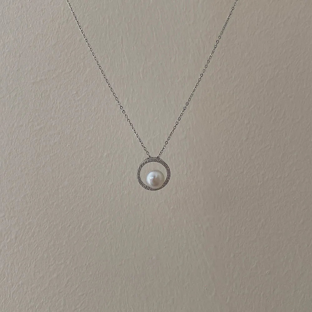Elegant Pearl Necklace