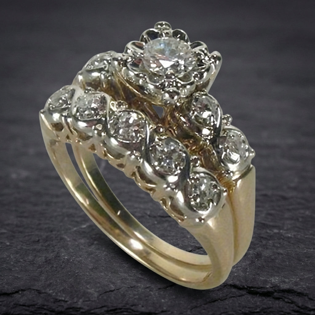 Vintage Elegant Bright Golden Ring