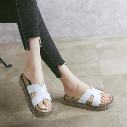 Cozy Leather Flat-bottomed Slippers