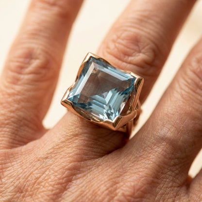 A Vintage Rose Gold Blue Zirconia Ring