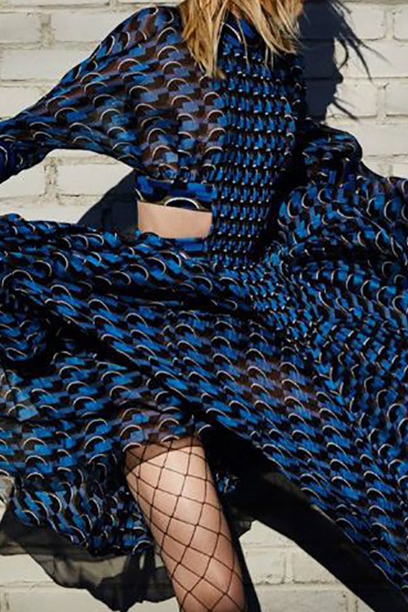 Print Flounce Half a Turtleneck Cake Skirt Dresses