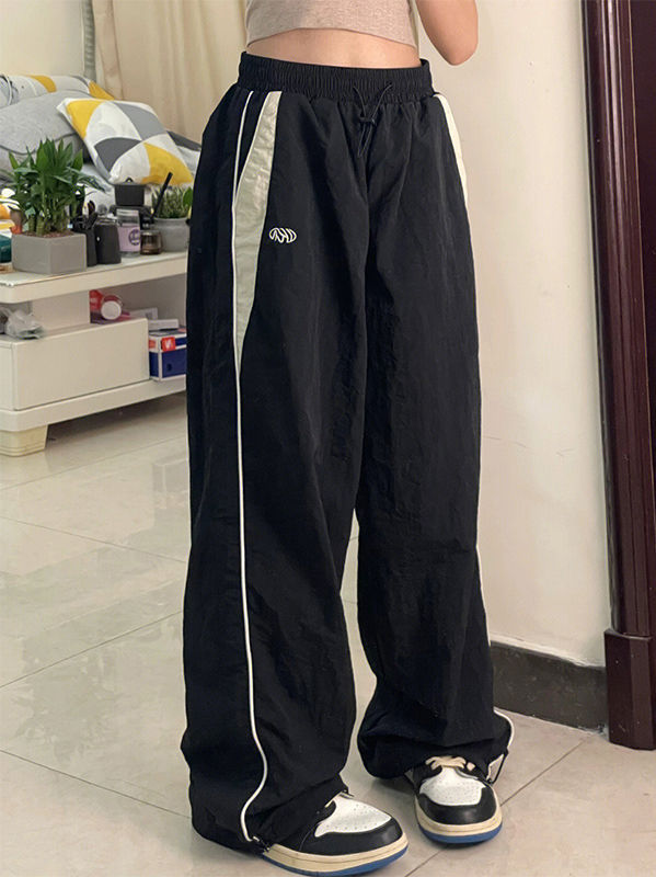 Black Baggy Oldschool Sweatpants With Contrast Piping Detail