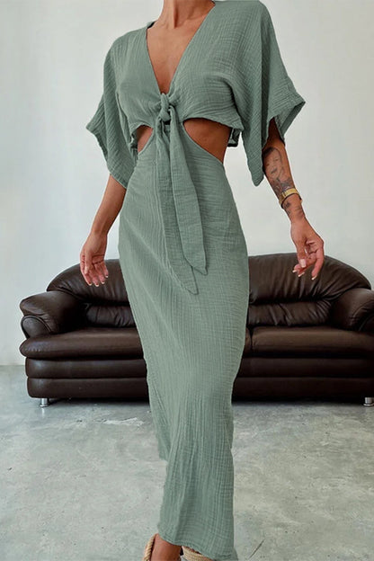Hollowed Out Frenulum V Neck One Step Skirt Dresses
