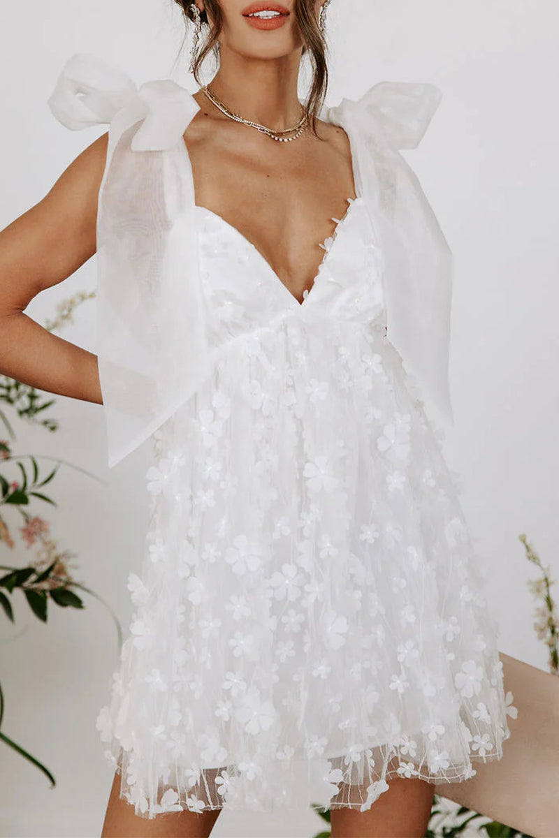 Sweet Frenulum V Neck Mini Dresses