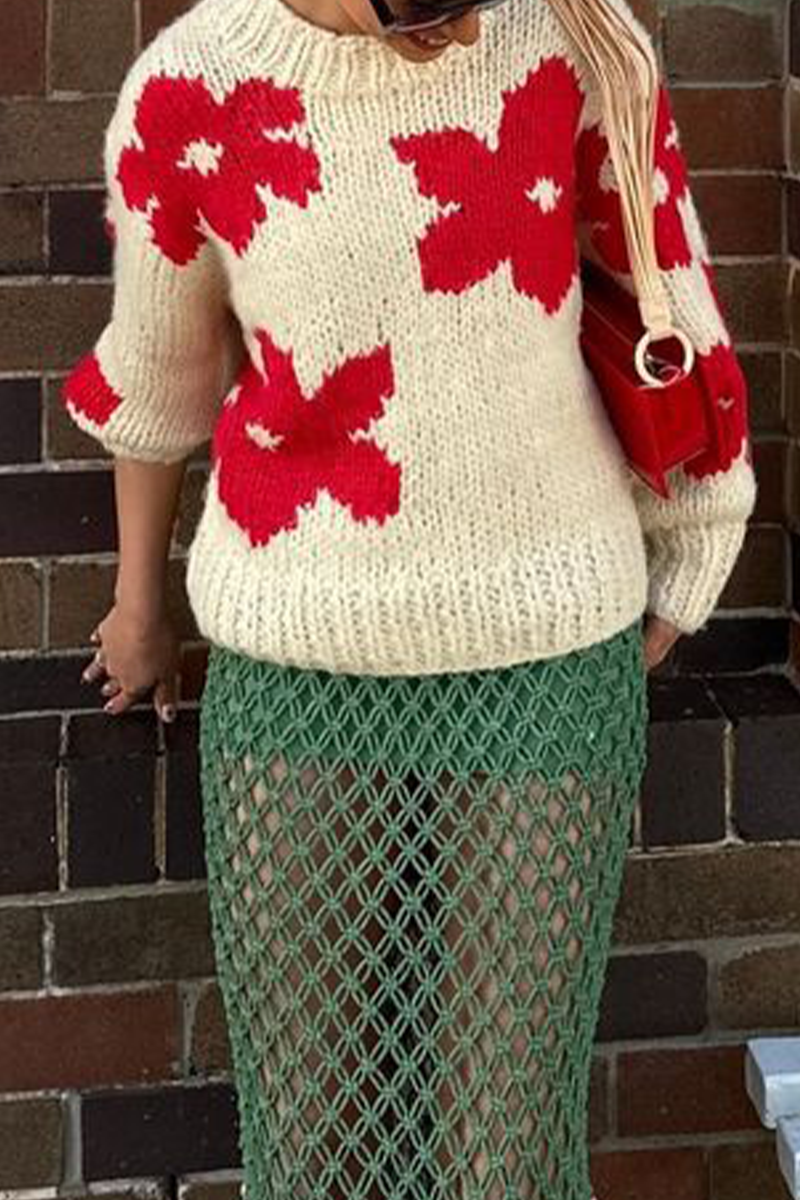 Street Flowers Weave Contrast O Neck Sweaters