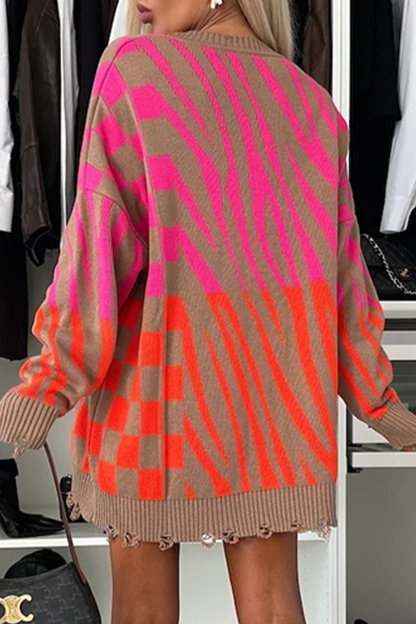 Stripe Irregular Weave Contrast O Neck Sweaters