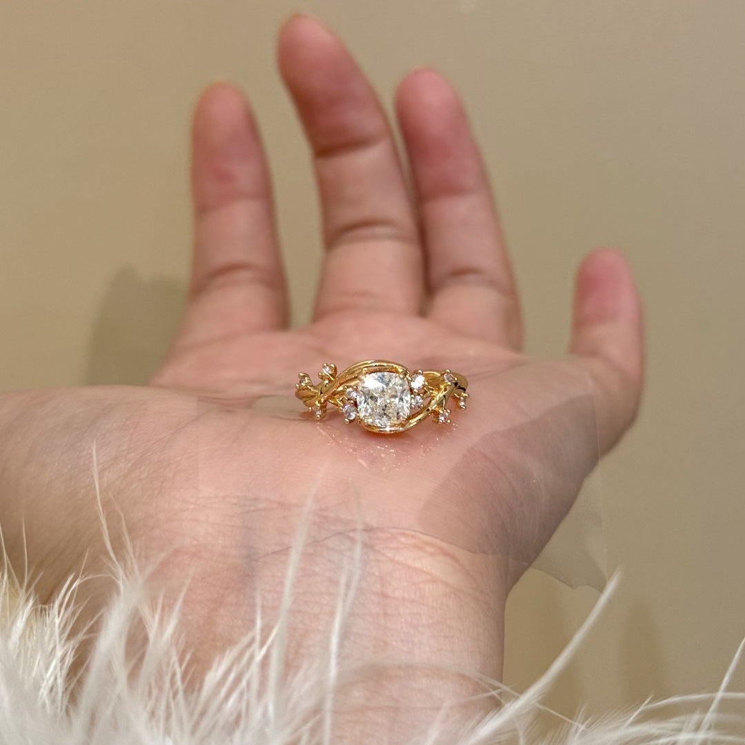 Vintage Gold Diamond Ring