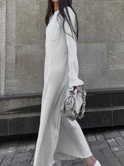 Long Sleeves Loose Pleated Color Round-neck Maxi Dresses