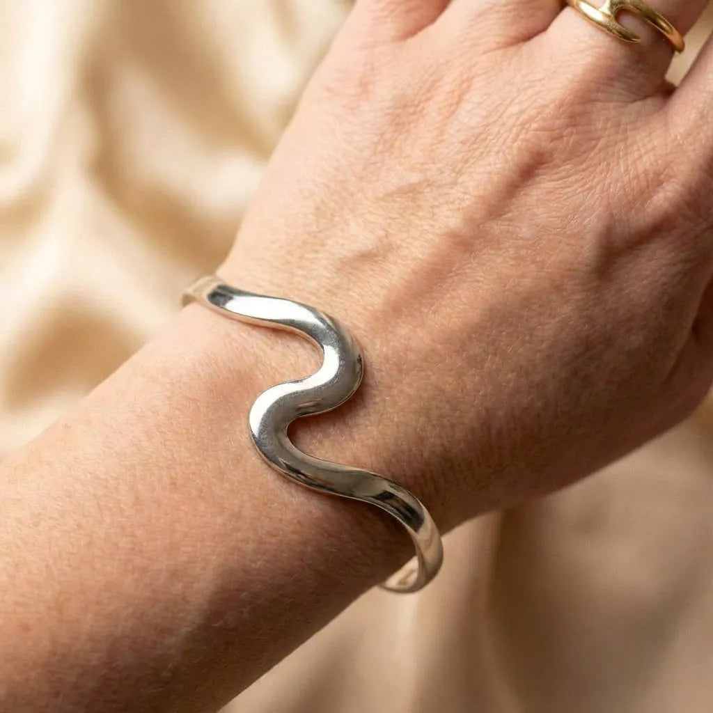 Vintage Silver Twist Cuff Wavy Open Bracelet