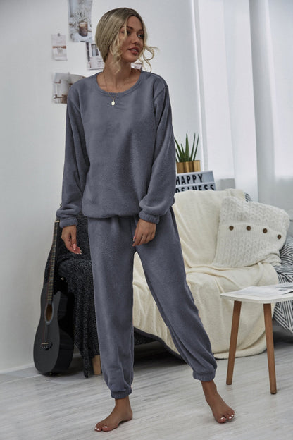 | Grey Crewneck Sweatshirt & Joggers