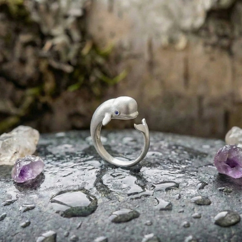 Elegant Silver Whale Ring