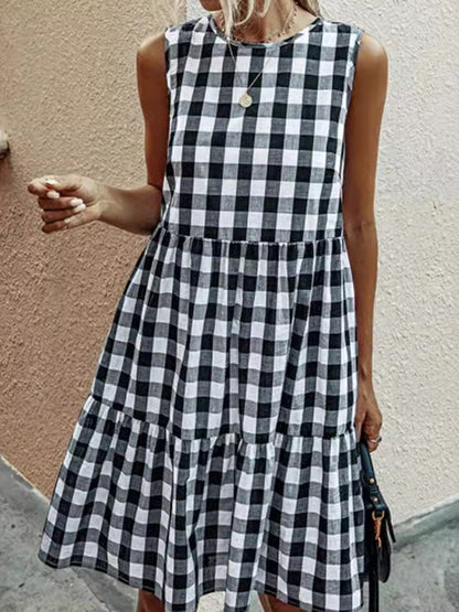 Loose Sleeveless Hollow Plaid Pleated Split-joint Round-neck Mini Dresses