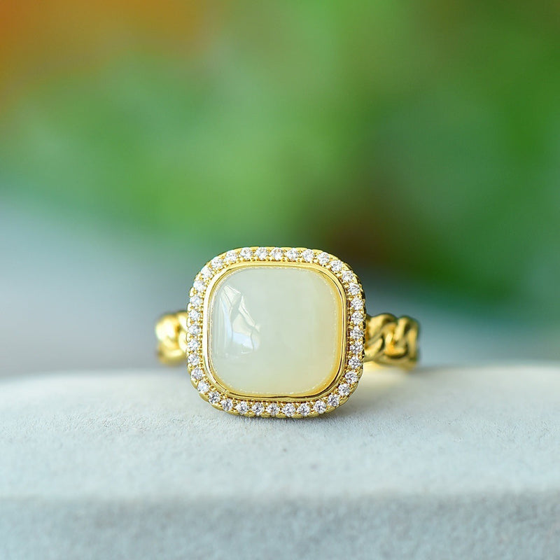 Elegant Moonstone Ring