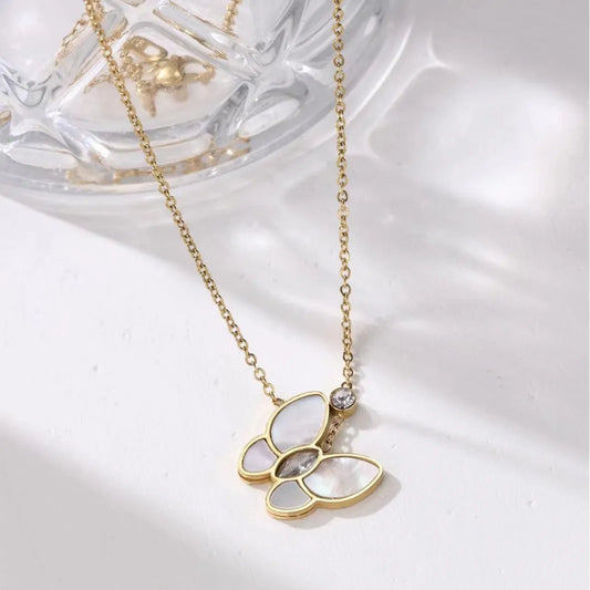 Elegant Mother Of Pearl Necklace