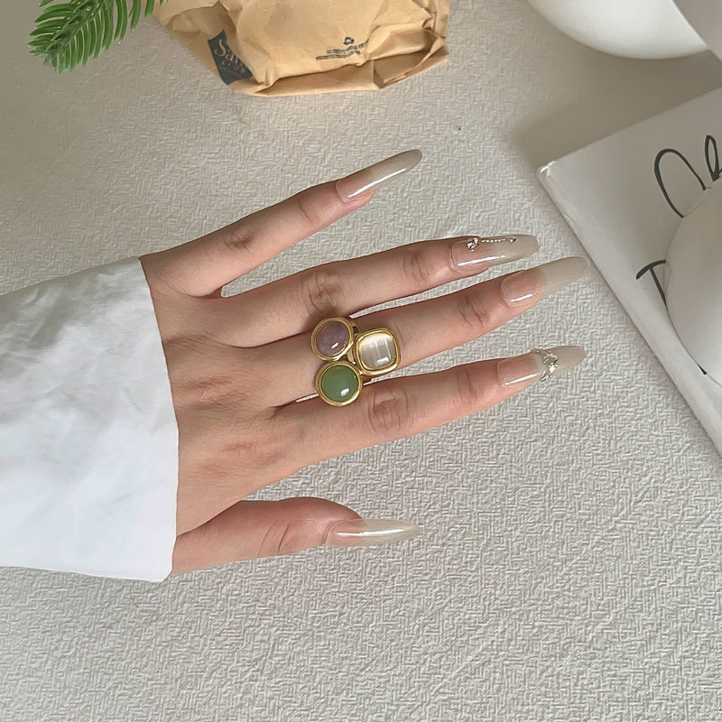 Elegant Gemstone Ring