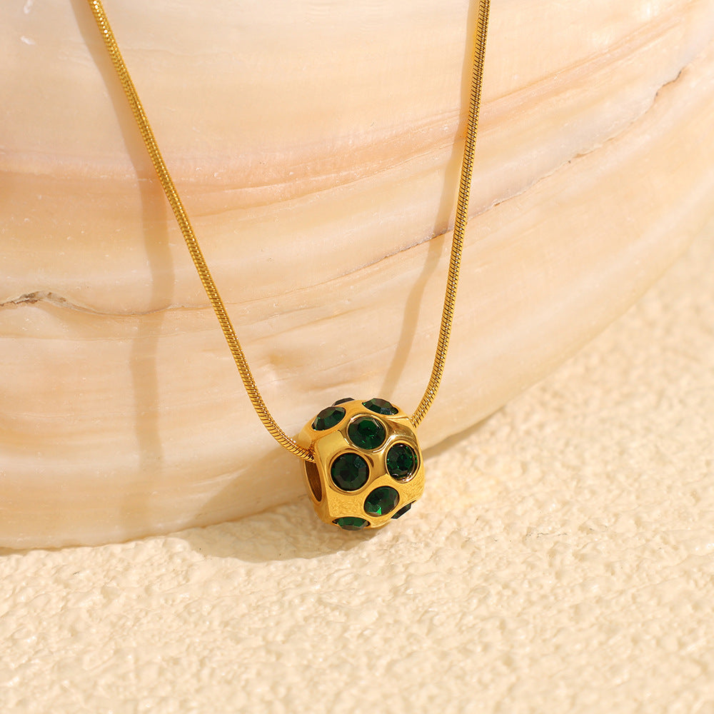 Elegant Gold Emerald Necklace