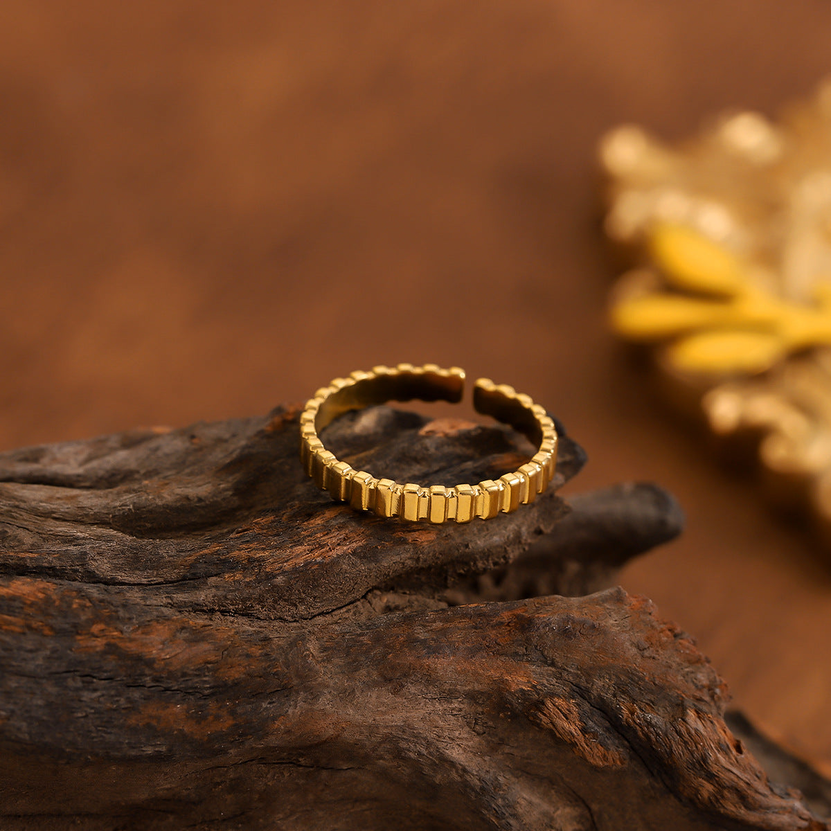 Classic Gold Ring