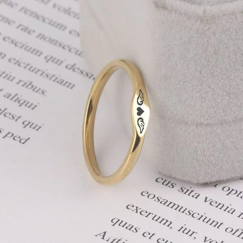 Elegant Gold Heart Ring