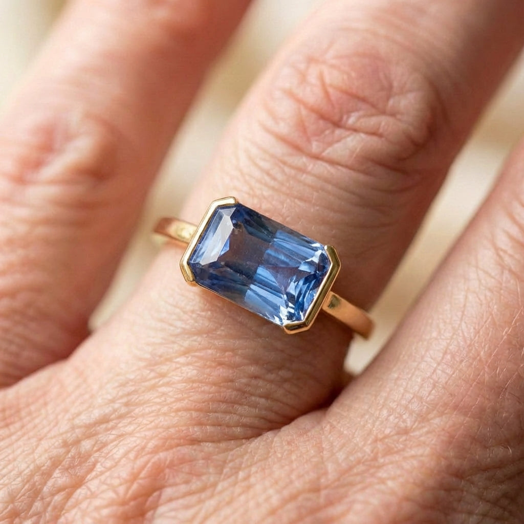 Vintage Rectangular Blue Glass Gold Ring