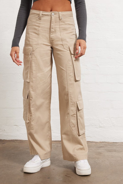 American High-waisted Straight Leg Cargo Pant