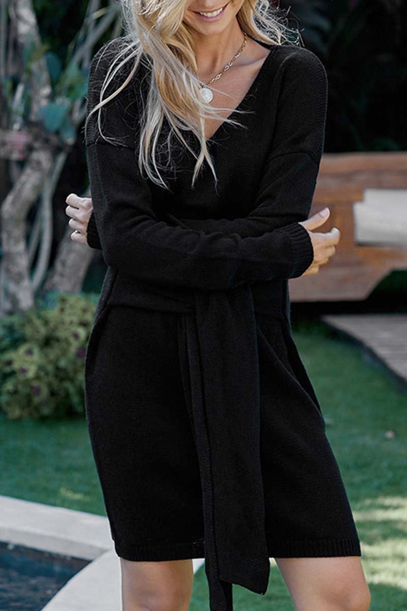 Sweater With Half Belt