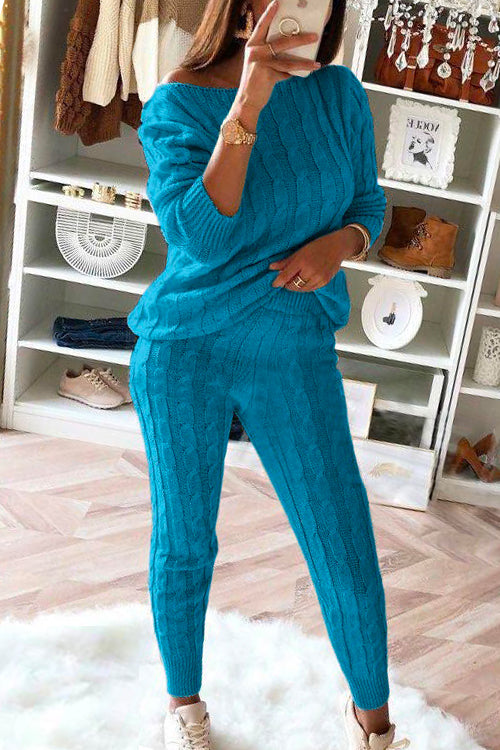 Moxidress Crewneck Long Sleeve Sweater and Slim Fit Pants Set