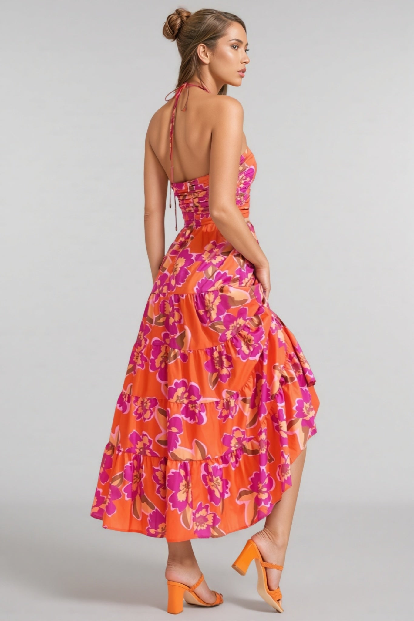 Dari Backless Maxi Dress