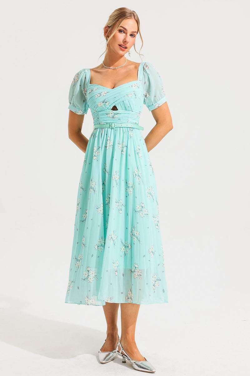 Sweetheart Neck Pleated Midi Dress With Belt